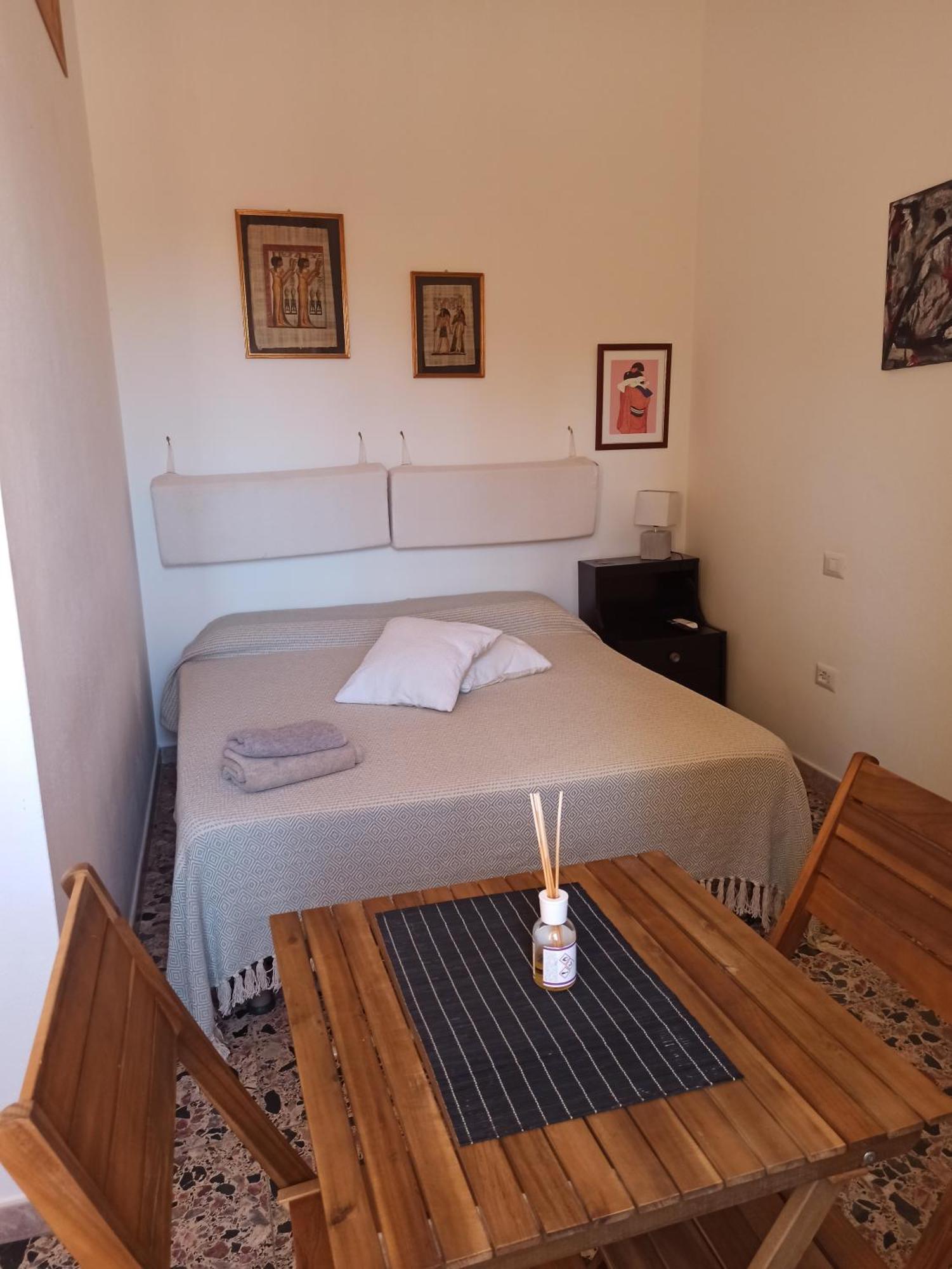 Hotel Piazza San Giorgio Dolianova Pokoj fotografie